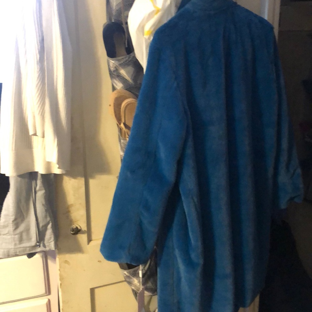 Faux fur coat brand new - Picture 2 of 5